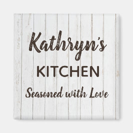 Personlig ’Seasoned with Kärlek’ Kitchen Magnet