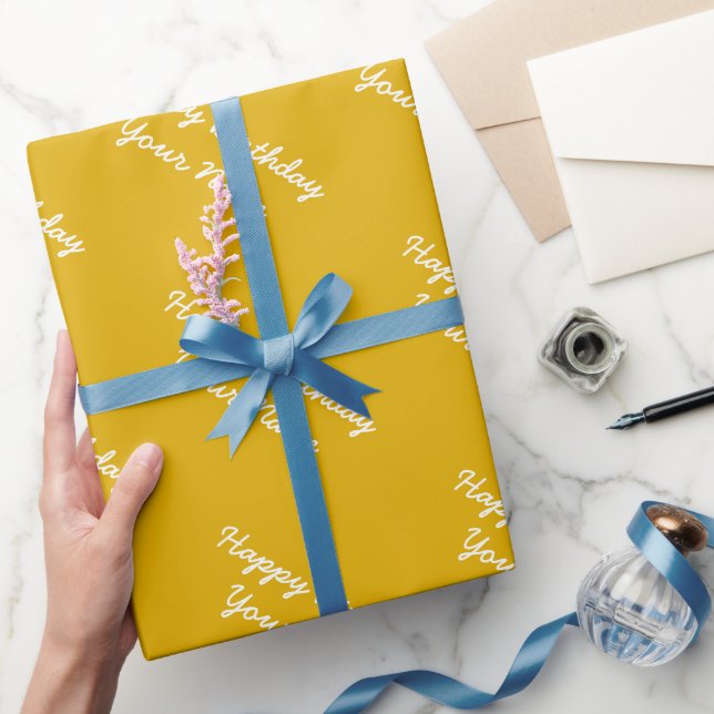 Personlig senapsgul födelsedag presentpapper (Gifting)