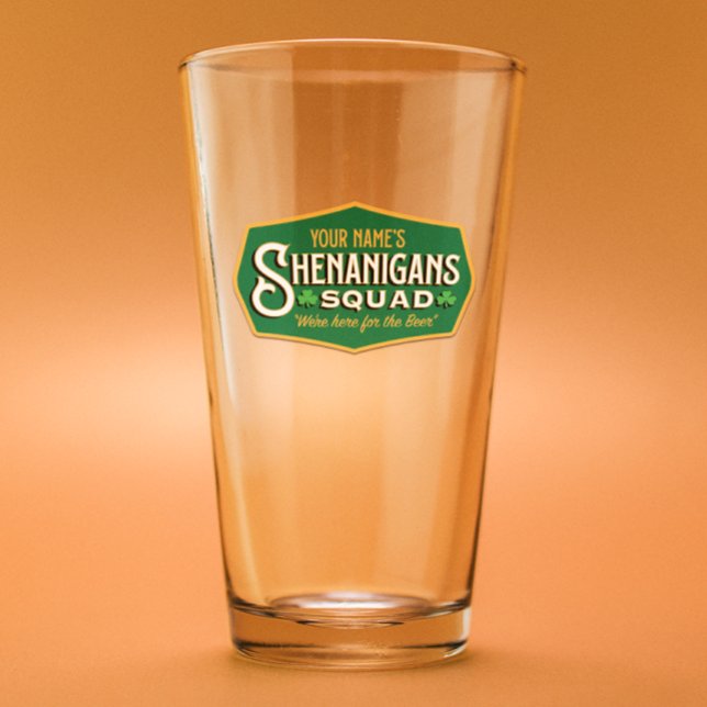 Personlig Shenanigan Pint Glaskopp (Shenanigans Squad pint glass is ready for your St Patrick's Day beer!)