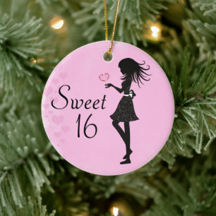 Personlig Silhouette Girl and Hearts Sweet 16 Julgransprydnad Keramik