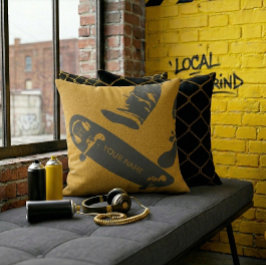 Personlig Skateboardhopp – Svart Och Guld Kudde