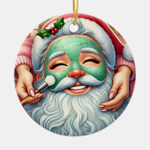 Personlig söt tomte som får en ansiktsbehandling julgransprydnad keramik