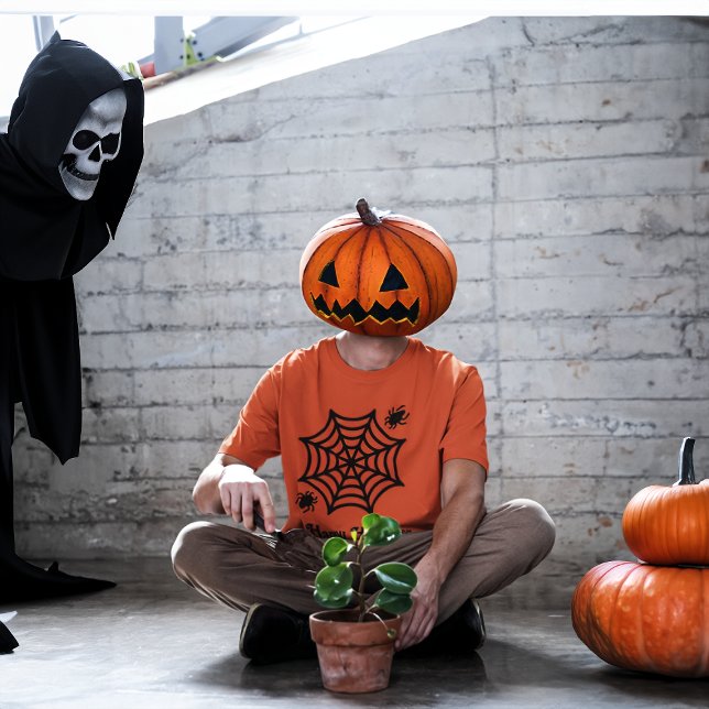 Personlig Spindelnät Halloween T Shirt (Skapare uppladdad)