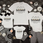 Personlig Spooky Season Halloween Ghost Cat T Shirt<br><div class="desc">Bygg upp spooky-säsongen i purfekt stil med vår Personlig Spooky Season Halloween Ghost Cat T-Shirt. Den här fantastiska skjortan blandar alla dina favoriter Halloween inslag i en must-have biet. Den här skjortan är en underbar hyllning till både kattdjur fanatiker och Halloween-entusiaster. Den här långärmadens t-shirt, som är gjord av premiumbomull,...</div>