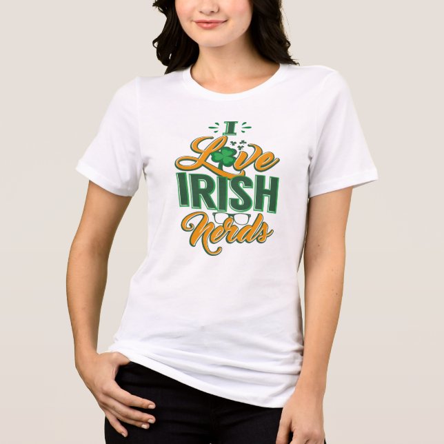 Personlig St patrick's day Nerds Namn T Shirt (Framsida)