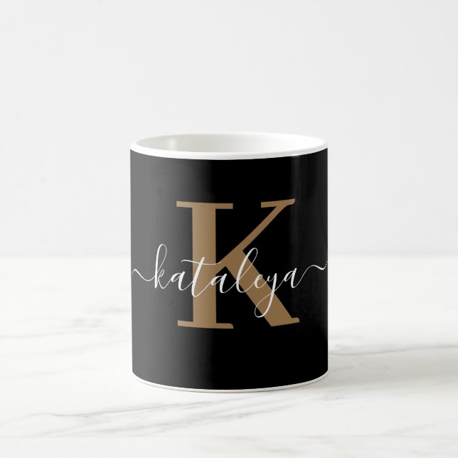 Personlig svart monogram kaffemugg med namn (Center)