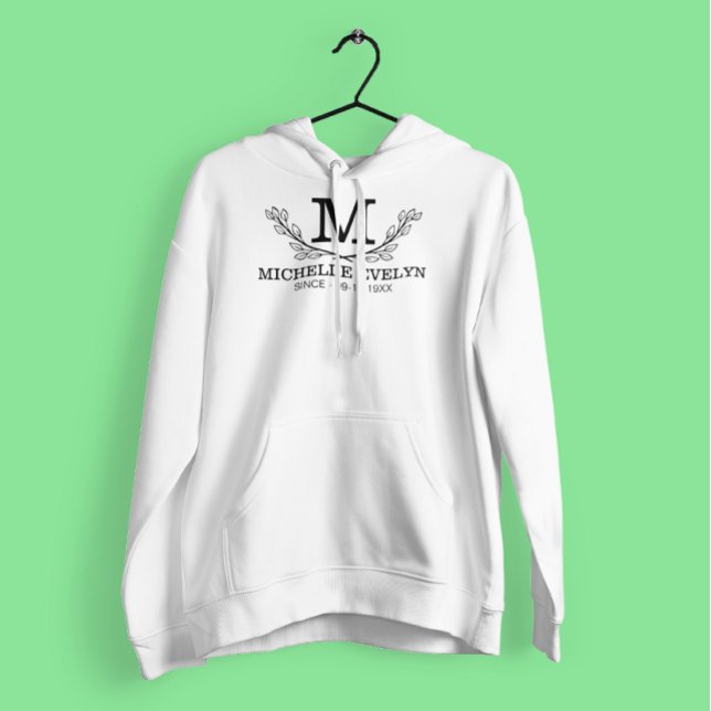 Personlig svartvit Namn-monogramålder T Shirt (Skapare uppladdad)
