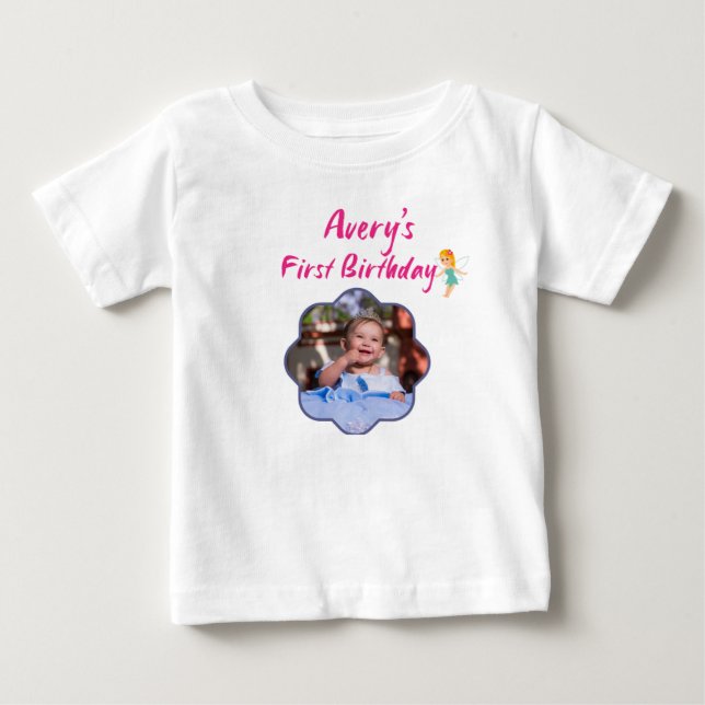 Personlig t-shirt för bebis födelsedag | (Framsida)