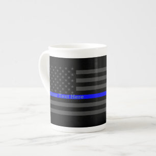 Personlig Thin Blue Line Grått US Flagga Graphic Benporslin Mugg