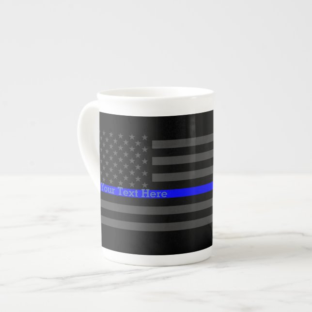 Personlig Thin Blue Line Grått US Flagga Graphic Benporslin Mugg (Framsida vänster)
