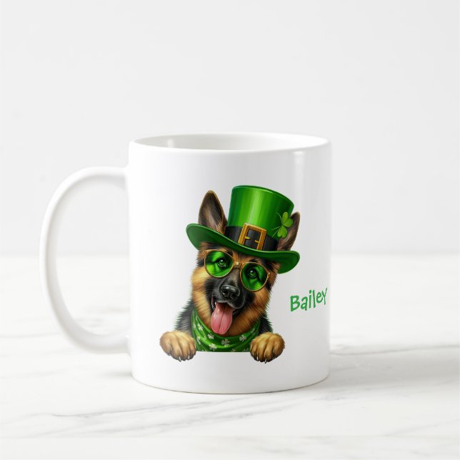 Personlig tysk schäferhund St. Patricks dag  Kaffemugg (Vänster)