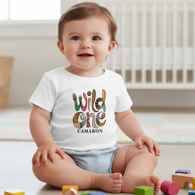   Personlig vild en 1-års födelsedag Jungle Baby  T Shirt (Skapare uppladdad)