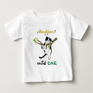 Personlig vild en smoking katt 1-årsdag t shirt
