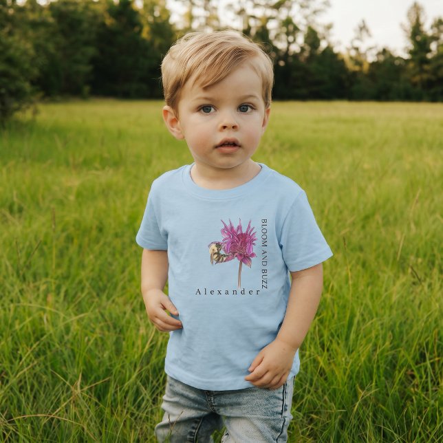 Personlig vildblomma honungsbi jordnära t shirt (Personalized Bloom and Buzz Toddler T-shirt)