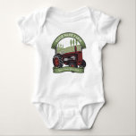 Personlig Vintage Farm Tractor Land Farmer  T Shirt<br><div class="desc">Personlig Vintage Farm Tractor Land Farmer Family Farm - Rolling Backe,  Harvest Fält och Träd,  Cattle Dairy Cows - Customize with your Name or Anpassningsbar Text!</div>