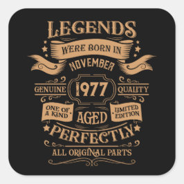 Personlig vintage födelsedagstall whiskey tema fyrkantigt klistermärke