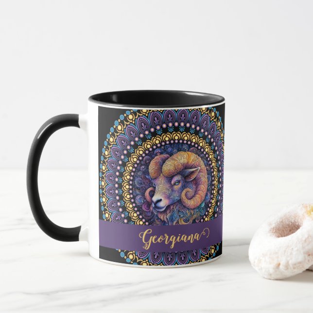 Personlig Whimsical Aries Zodiac Dot Mandala Mugg (Med munk)