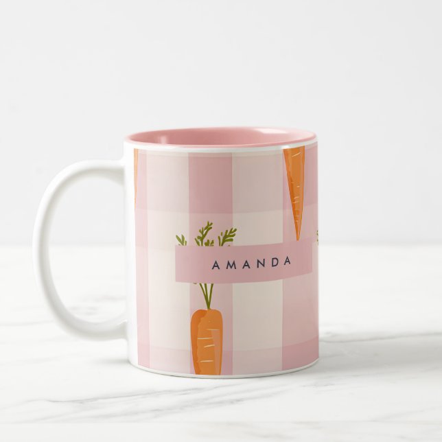 Personlig Whimsical Carrot och Rosa Gingham Två-Tonad Mugg (Vänster)