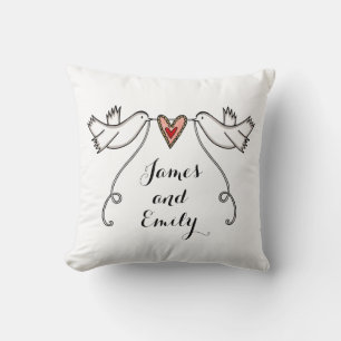 Personlig White Doves Bröllop Gift Cushion Kudde