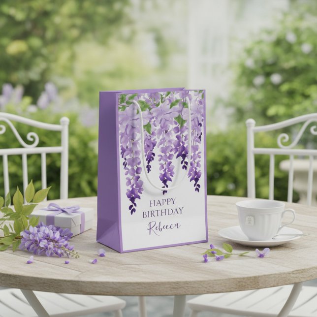 Personlig Wisteria Födelsedag (Skapare uppladdad)