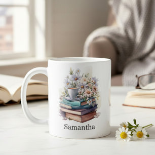 Personliga blommiga staplade böcker kaffemugg