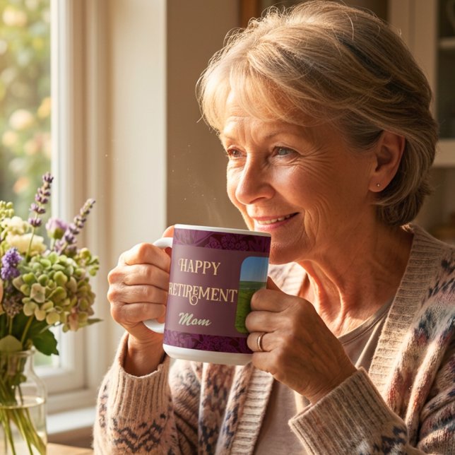 Personliga glada pensionspresenter för mamma röda kaffemugg (Personalized Happy Retirement Gifts for Mom Red Coffee Mug)