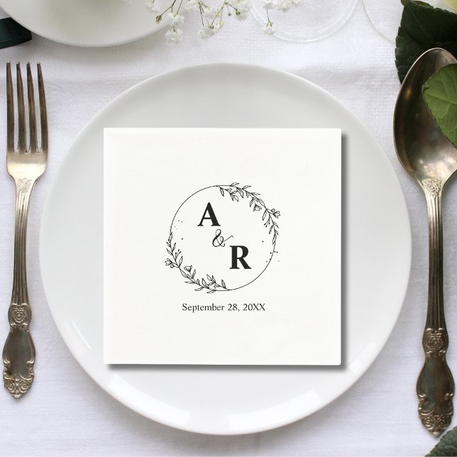 Personliga Handritade Blommiga Bröllopsinitialer Pappersservett (Personalized hand drawn floral initials napkins add a warm, elegant touch to your wedding table)