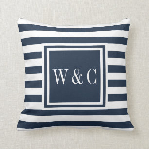 Personliga initialer monogram navyblå vit kudde