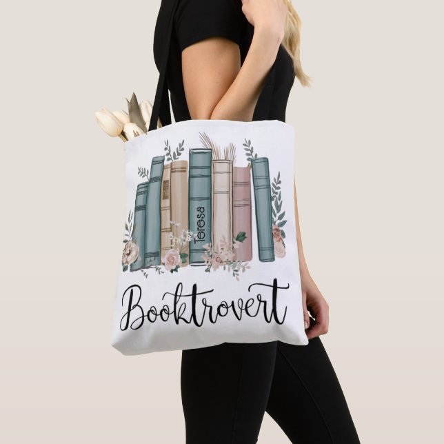 Personliga vattenfärg böcker av Booktrovert på hyl Tygkasse (Närbild)