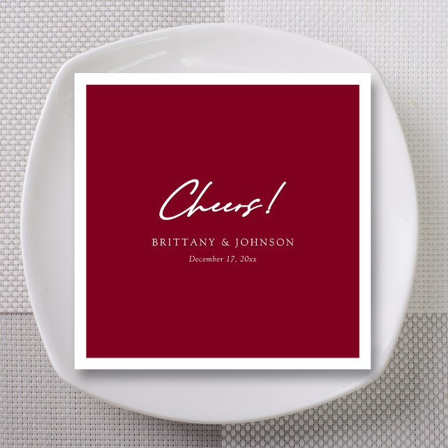 Personliga vinröda bröllopsservetter pappersservett (Personalized Unique White Cheers Script Burgundy Wedding Napkins)