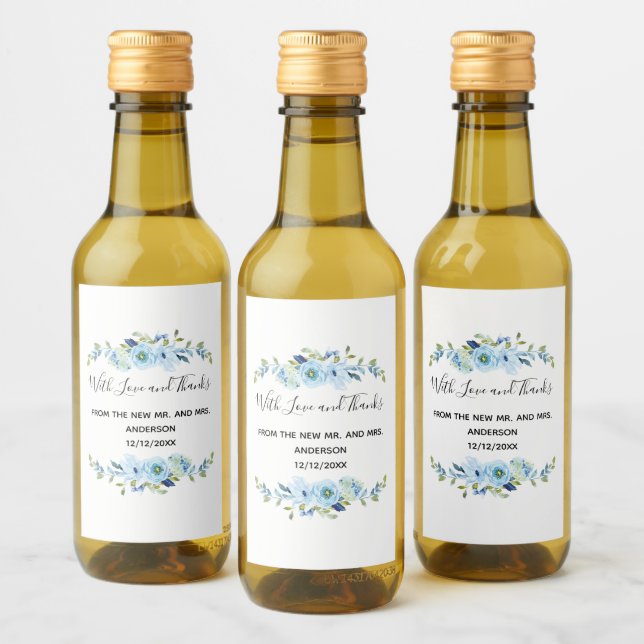 Personligad blå blommiga bröllopsfavoriter  vinetikett (Flaskor)