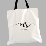 Personligen Black White Newlyged Groom Script Tygkasse<br><div class="desc">Black White Newlyged Groom Script Personlig Tote Bag</div>