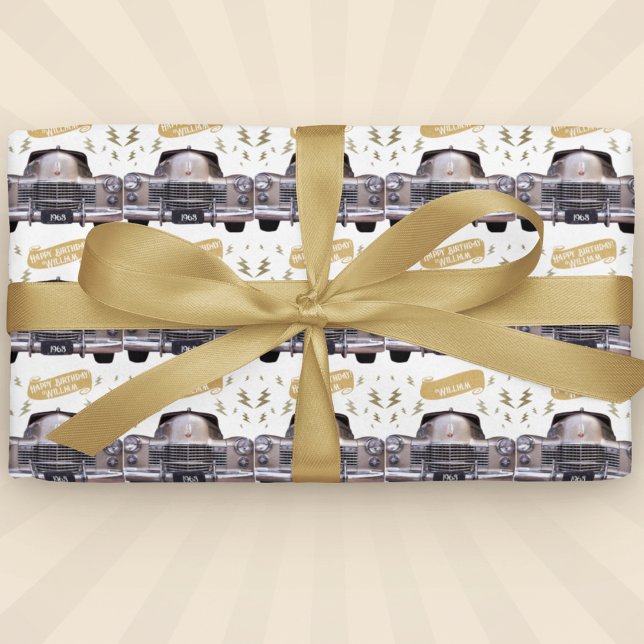 personligen Cadillac Birthday Milestone 1940 Presentpapper (1940s Cadillac Milestone Wrapping Paper: Nostalgic elegance for car enthusiasts! )