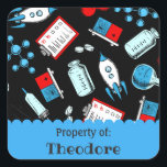 Personligen Colorful School Science Mönster Fyrkantigt Klistermärke<br><div class="desc">En Cute Colorful Science Mönster med raketer,  vetenskapliga laboratorieutrustning och kemiska bindningar Olika roligt fet färg. Perfekt för personlig av bokar,  journal och märkning av skolförråd.</div>