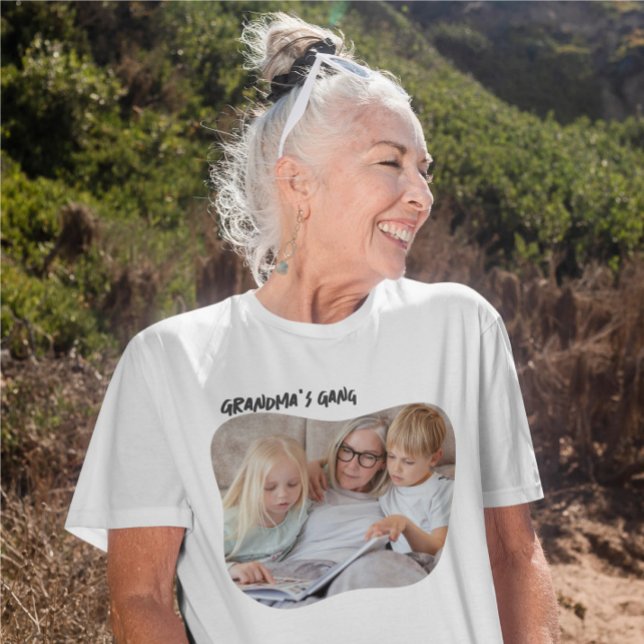 Personligen Foto och text T Shirt (Photo and Text Personalized T-Shirt - Ideal for anyone including Grandma. Change text change photo)