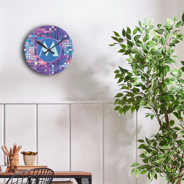 Personligen Groovy Blue & Lila Disco Boll Rund Klocka (groovy blue and purple disco ball personalized monogram wall clock)