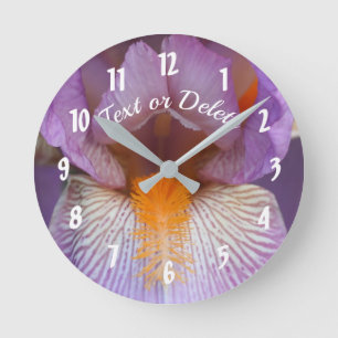 Personligen Lavender Bearded Iris Flower Petals  Rund Klocka