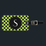 Personligen Lime Green Polka Dot Monogram Bagagebricka<br><div class="desc">Modern, chic-polka-personlig-bagagetagg i monogram. Den här lime-gröna och svarta polka-punktdesignen har ett monogram på framsidan i en stor cirkel med ett sytt utseende! På motsatt sida finns utrymme för ditt namn och adress. Copyright © Lisa Marie Robinson Med ensamrätt. Det är olagligt att använda eller duplicera detta, eller något av...</div>