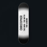Personligen Man Black White Urban Monogram Mini Skateboard Bräda 18,5 Cm<br><div class="desc">Låt alla veta vem mannen på gatan,  mannen eller kontoret är med denna episka stadsdäck. Personlig med namn och typografiskt stil citerar "Mannen - Myten - Legenden. Urban stil gata konst i klassiskt svart och vitt färg.</div>