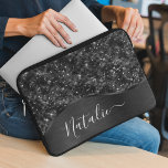 Personligen Metallic Black Glitter Laptop Fodral<br><div class="desc">Anpassa enkelt detta svarta borstat metall och glamorös faux glitter med ditt eget namn laptop sleeve.</div>