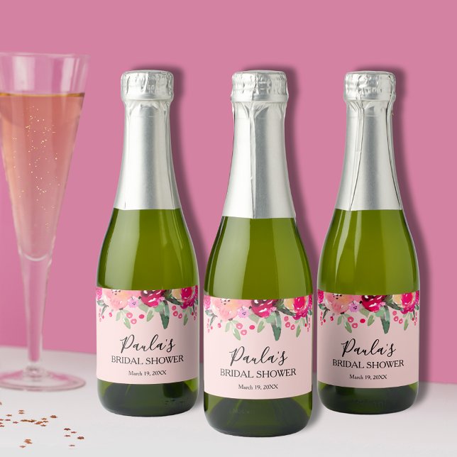Personligen Möhippa för vattenfärgen Blommigt Mini (Chic watercolor floral on pink bridal shower mini champagne personalized bottle labels)