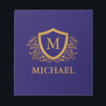 Personligen Monogram Namn vid marinblått och Guld Anteckningsblock<br><div class="desc">Snyggten Monogram Namn vid marinblått och Guld Personlig. Om du vill göra ytterligare anpassningar klickar du på knappen "Anpassa" och användor verktyg som är utformat för att ändra mallen.</div>