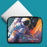Personligen Namn i det moderna astronaut-området Laptop Fodral<br><div class="desc">Personligen Namn i det moderna Astronaut-rymden i Laptop sleeve har en astronaut som flyter genom rymden med färgstarka planeter och sväljer och personlig med ditt namn i modern manustypografi. Perfekt som en gåva till rymden älskare, familj och vänner för födelsedag, jul, helgdagar, Fars dag, bror, make, partner, bästa vänner, arbetskolleger...</div>