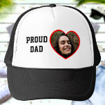 Personligen Proud Pappa Anpassningsbar Photo Text  Keps<br><div class="desc">Ladda upp ett foto, anpassa texten och skapa personligens baseboll enkelt. Klicka på REDIGERA UTFORMNING och markera sedan texten om du vill ändra färg eller storlek. Du kan ÖVERFÖRA DESIGN på andra Zazzle-produkter och justera den så att den passar de flesta Zazzle-objekt. StandardStudio-designen görs i högupplöst grafik för utskrift av...</div>