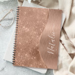 Personligen Ro Guld Glitter Anteckningsbok<br><div class="desc">Anpassa enkelt den här bärbara datorn ro guld-borstad metall och glamorös faux glitter med eget namn.</div>