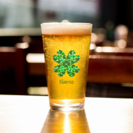 Personligen Shamrock i grönt Hearts Glaskopp