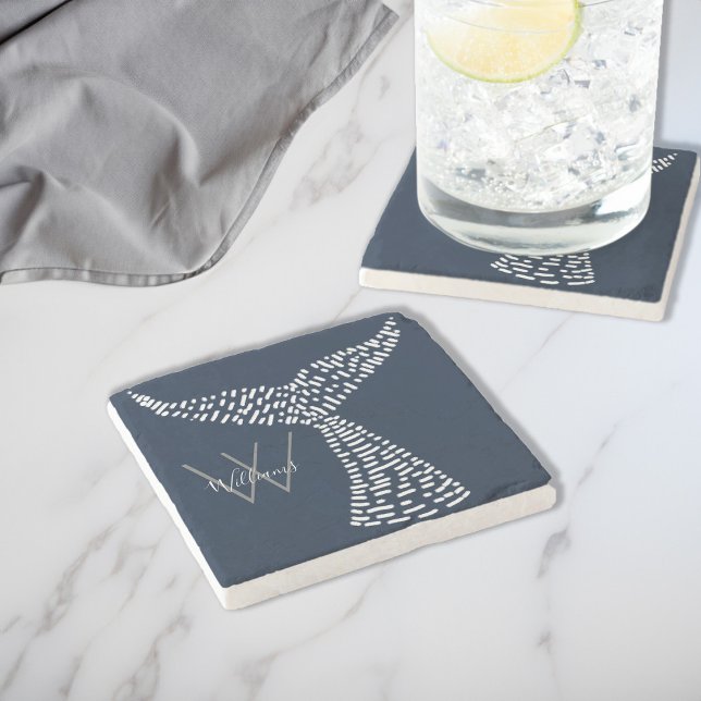 Personligens efternamn Nautical Whale Svan Art Stenunderlägg (Personalized Last Name Nautical Whale Tail Art Stone Coaster)