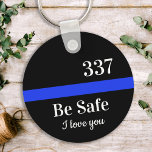 Personligens identitetsnummer Thin Blue Line-polis Nyckelring<br><div class="desc">Personlig Thin Blue Line Keychain för polistjänstemän från deras polisfru. Anpassa med tjänstemannens ID-nummer. Denna personlig nyckelkedja för polisen är perfekt från polisens fru eller från barn till polisens pappa. COPYRIGHT © 2020 Judy Burrows,  Black Hund Art - Med alla Höger reserverade. Personligens identitetsnummer Tunnblåradig nyckelkedja för polisen</div>