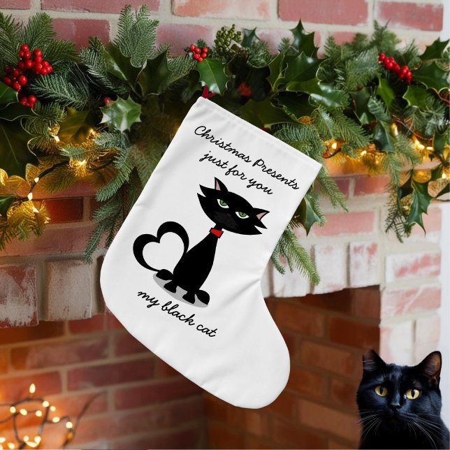 Personligens julklapp för svarta katter liten julstrumpa (My black cat loves presents any time of year and I made this for her.)
