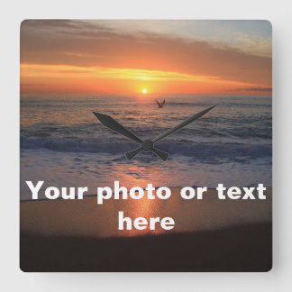 Personligens väggklocka